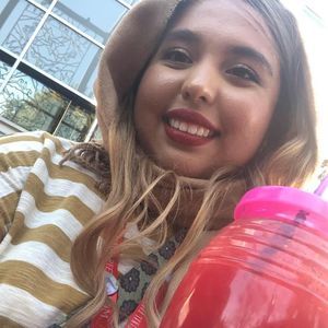 Meet your Posher, Adamarys